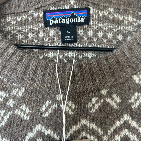 Patagonia Helmsman Sweater Men’s XL Seabird Gray Recycled Wool Blend NWT - Picture 2 of 4